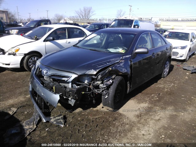4T1BF3EK5BU774464 - 2011 TOYOTA CAMRY SE/LE/XLE 灰色 照片 2