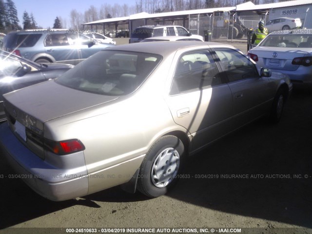 JT2BG22K9W0248814 - 1998 TOYOTA CAMRY CE/LE/XLE GOLD photo 4