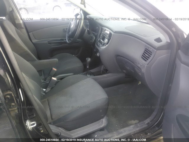 KNADH4A35B6922562 - 2011 KIA RIO LX/SX BLACK photo 5