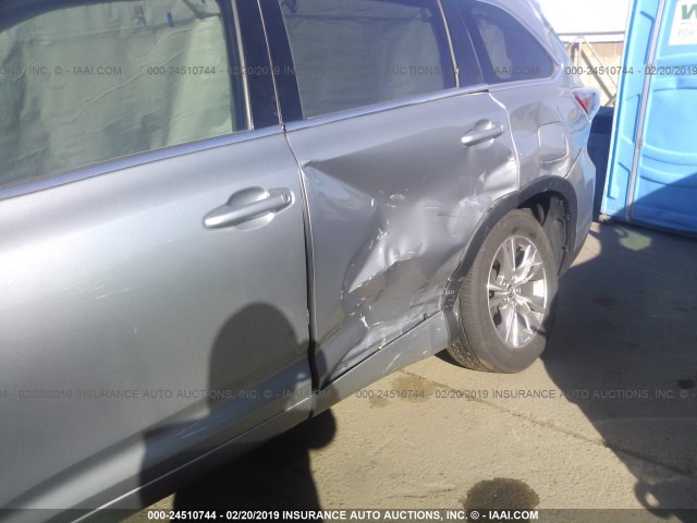 5TDZKRFH0GS183894 - 2016 TOYOTA HIGHLANDER LE/LE PLUS ვერცხლისფერი ფოტო 6