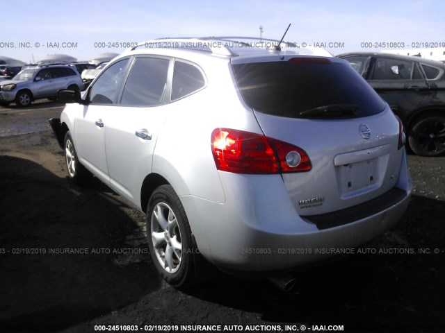 JN8AS5MV0AW128095 - 2010 NISSAN ROGUE S/SL/KROM SILVER photo 3