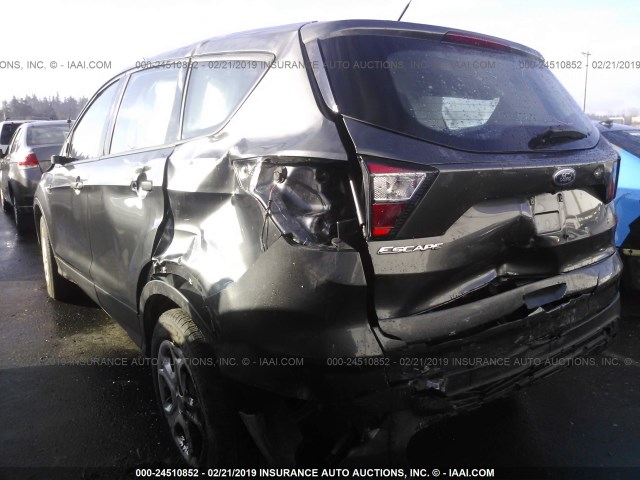 1FMCU0F74JUA24961 - 2018 FORD ESCAPE S GRAY photo 6