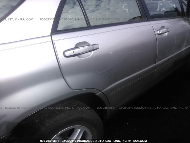 JT6HF10U5X0058276 - 1999 LEXUS RX 300 SILVER photo 6