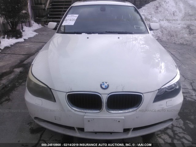 WBANF33517CW69820 - 2007 BMW 525 XI WHITE photo 6