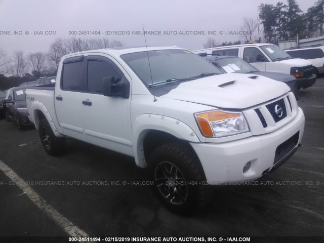 1N6BA0EC5AN321798 - 2010 NISSAN TITAN XE/SE/LE/PRO-4X WHITE photo 1