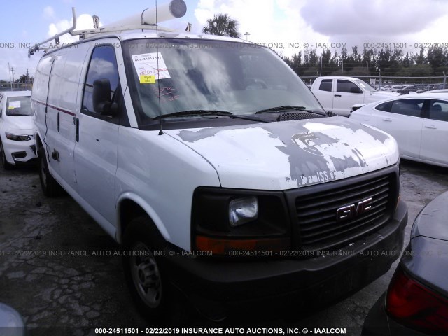 1GTGG25V471184079 - 2007 GMC SAVANA G2500 WHITE photo 1