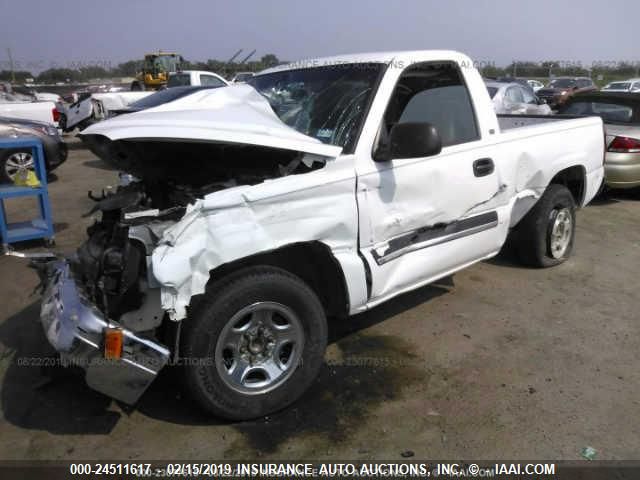 1GCEC14X73Z104334 - 2003 CHEVROLET SILVERADO C1500 WHITE photo 2