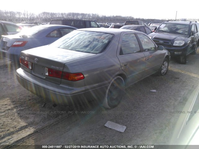 4T1BG22K9YU003347 - 2000 TOYOTA CAMRY CE/LE/XLE TAN photo 4