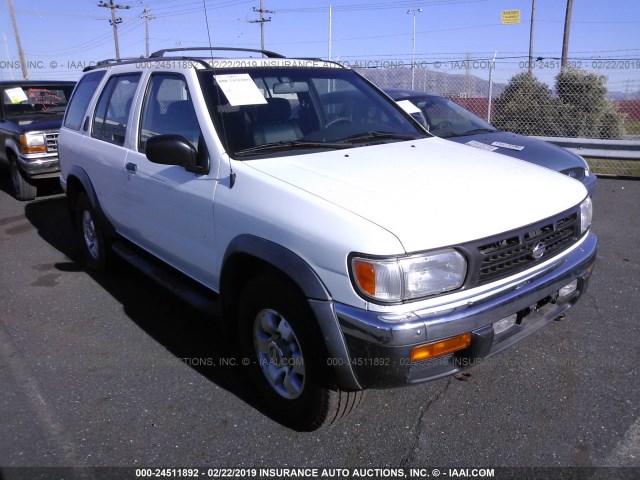 JN8AR05S5WW283767 - 1998 NISSAN PATHFINDER XE/LE WHITE photo 1