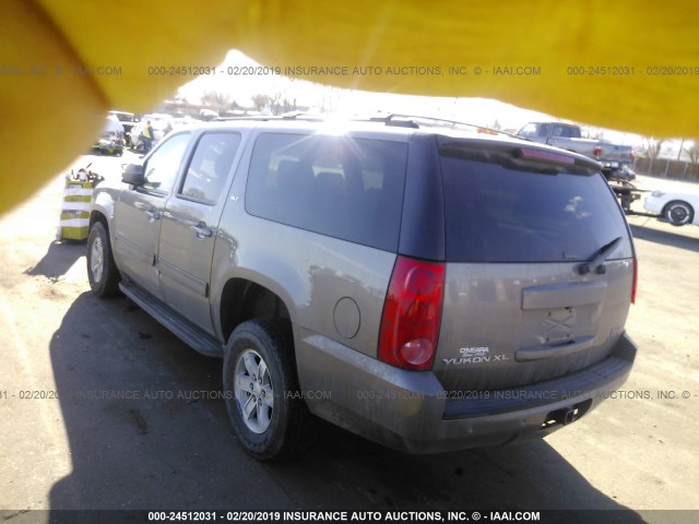 1GKS2KE75DR228585 - 2013 GMC YUKON XL K1500 SLT GRAY photo 3