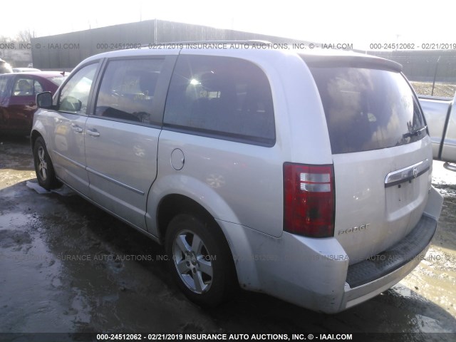 2D4RN5D14AR209714 - 2010 DODGE GRAND CARAVAN SXT SILVER photo 3