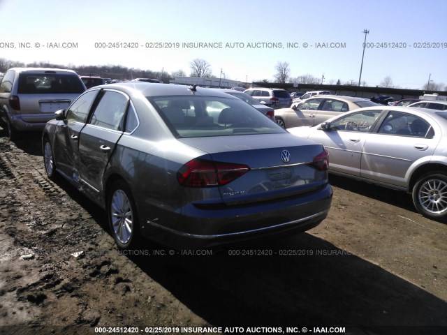 1VWBT7A38GC032685 - 2016 VOLKSWAGEN PASSAT SE GRAY photo 3