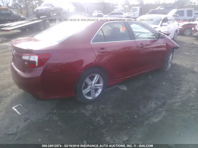 4T1BF1FK5CU583809 - 2012 TOYOTA CAMRY SE/LE/XLE 红色 照片 4