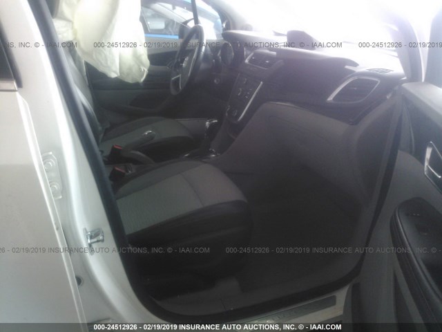 KL4CJBSB6FB127007 - 2015 BUICK ENCORE CONVENIENCE WHITE photo 5