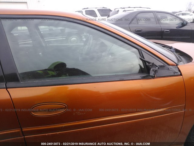 2G2WS522441132497 - 2004 PONTIAC GRAND PRIX GT2 ნარინჯისფერი ფოტო 6