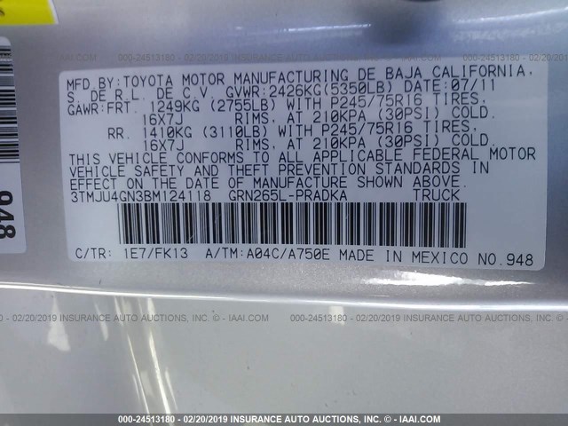 3TMJU4GN3BM124118 - 2011 TOYOTA TACOMA DOUBLE CAB PRERUNNER SILVER photo 9