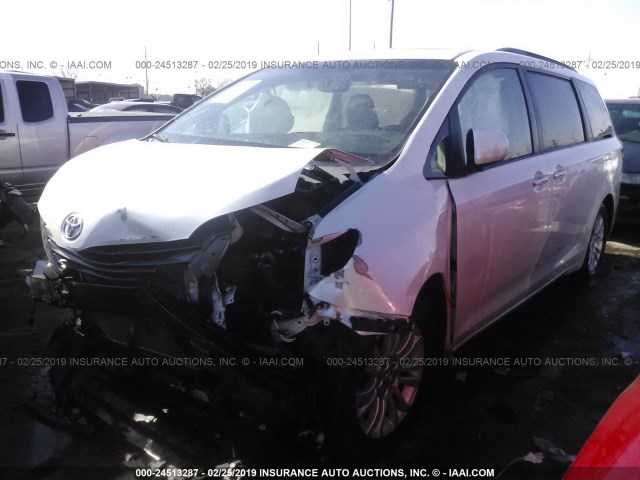 5TDYK3DC8FS601469 - 2015 TOYOTA SIENNA XLE/LIMITED WHITE photo 2