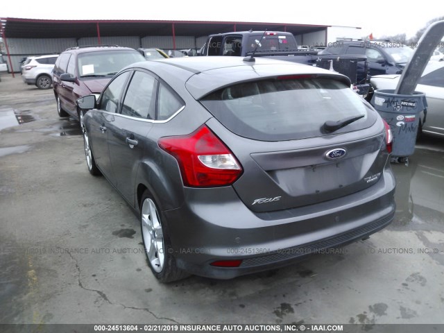 1FADP3N28EL229594 - 2014 FORD FOCUS TITANIUM GRAY photo 3