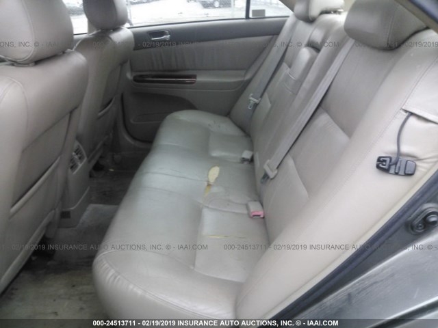 JTDBF32K520021081 - 2002 TOYOTA CAMRY LE/XLE/SE BEIGE photo 8
