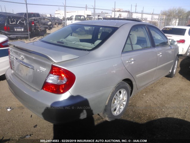 4T1BE32K24U869493 - 2004 TOYOTA CAMRY LE/XLE/SE SILVER photo 4