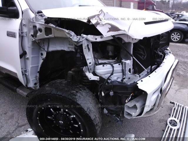 5TFAY5F11FX487607 - 2015 TOYOTA TUNDRA CREWMAX 1794/PLATINUM 白色 照片 6