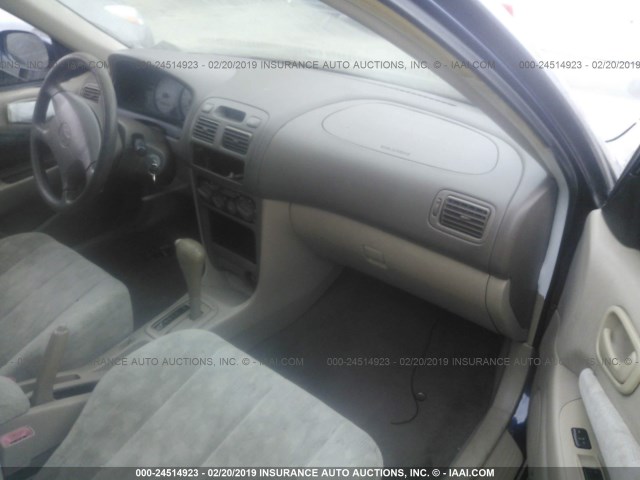 1NXBR18E7WZ045616 - 1998 TOYOTA COROLLA VE/CE/LE 蓝色 照片 5