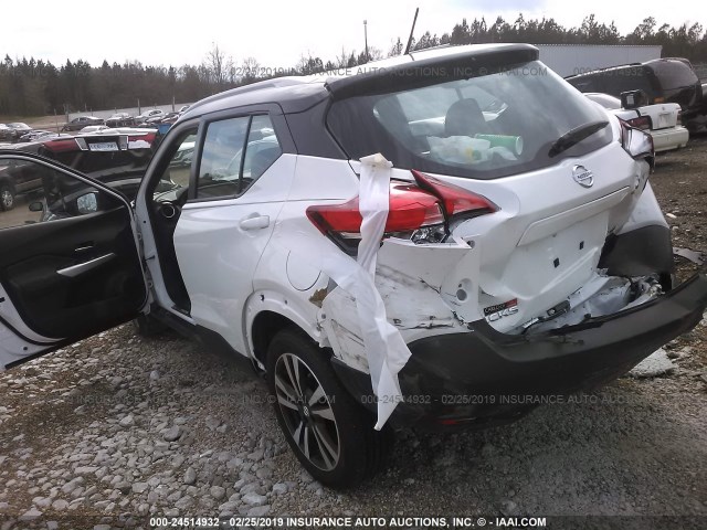 3N1CP5CU7JL526038 - 2018 NISSAN KICKS S/SR/SV WHITE photo 3