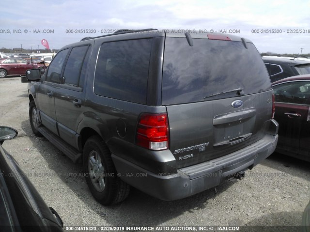 1FMRU15W14LB91636 - 2004 FORD EXPEDITION XLT GRAY photo 3