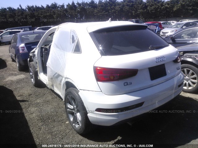 WA1ECCFSXJR001705 - 2018 AUDI Q3 PREMIUM WHITE photo 3