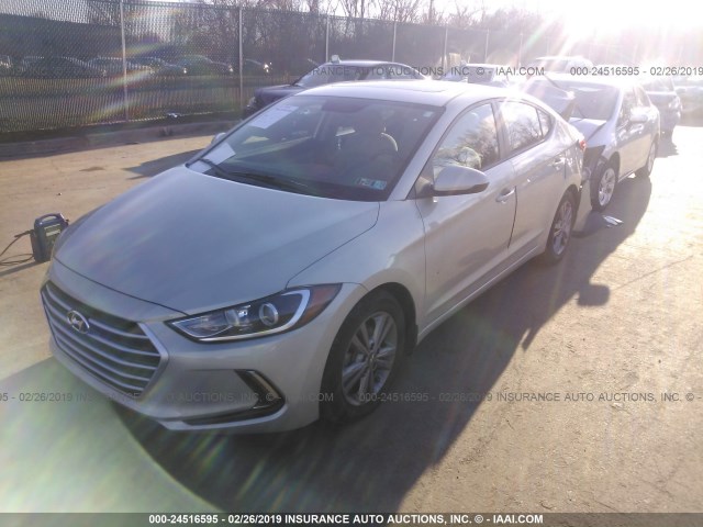 5NPD84LF9HH202903 - 2017 HYUNDAI ELANTRA SE/VALUE/LIMITED GOLD photo 2