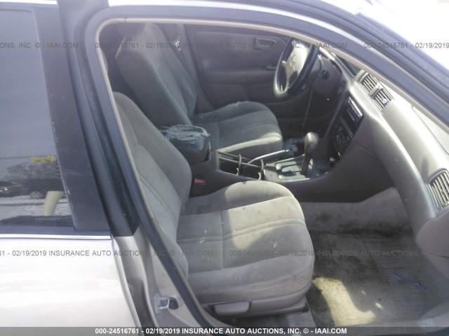 4T1BG22K6WU292328 - 1998 TOYOTA CAMRY CE/LE/XLE 米色 照片 5