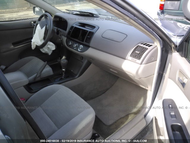4T1BE32KX6U661249 - 2006 TOYOTA CAMRY LE/XLE/SE GRAY photo 5