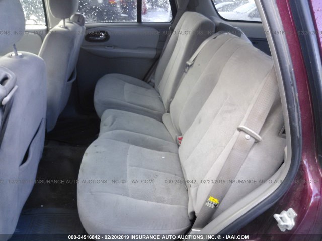 1GNDT13S752333116 - 2005 CHEVROLET TRAILBLAZER LS/LT MAROON photo 8