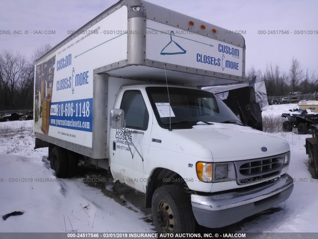 1FDKE30L2VHB68104 - 1997 FORD ECONOLINE E350 CUTAWAY VAN WHITE photo 1