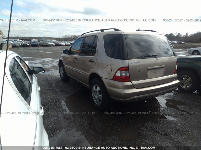 4JGAB54E52A338746 - 2002 MERCEDES-BENZ ML GOLD photo 3