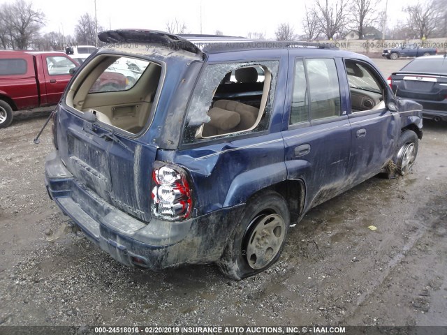 1GNDS13S742429622 - 2004 CHEVROLET TRAILBLAZER LS/LT BLUE photo 4