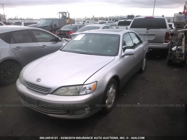 JT8BF28G2Y0278851 - 2000 LEXUS ES 300 SILVER photo 2