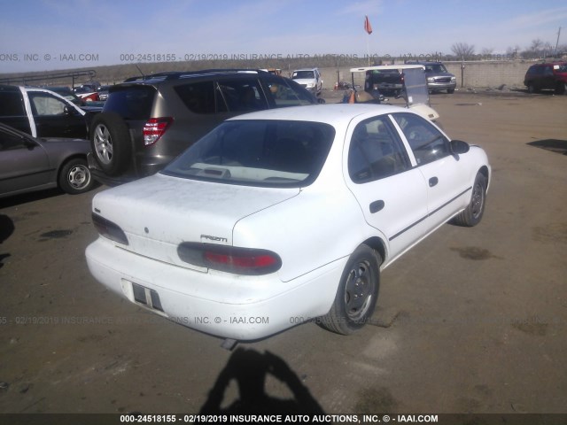 1Y1SK5266SZ020524 - 1995 GEO PRIZM LSI WHITE photo 4