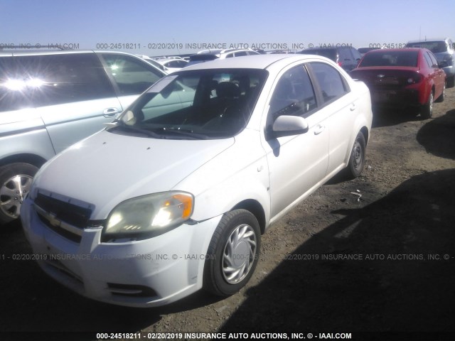 KL1TD566X7B121635 - 2007 CHEVROLET AVEO LS WHITE photo 2