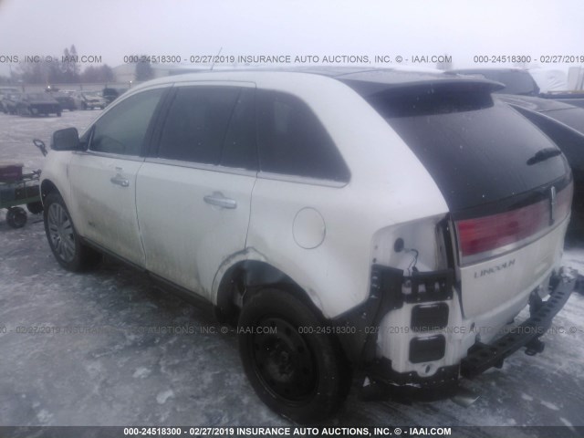 2LMDJ8JC4ABJ02861 - 2010 LINCOLN MKX WHITE photo 3