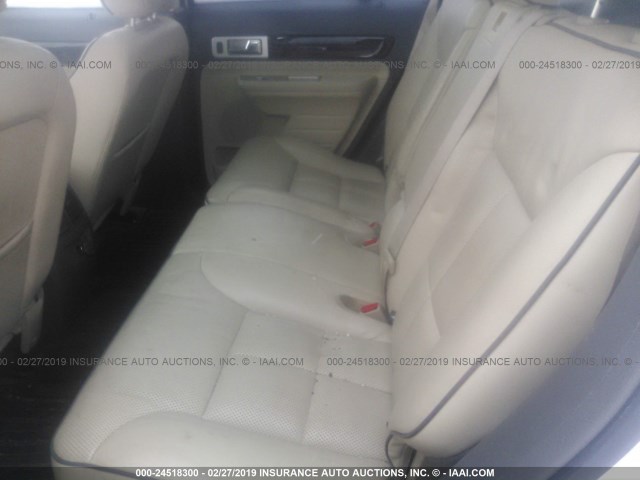 2LMDJ8JC4ABJ02861 - 2010 LINCOLN MKX WHITE photo 8