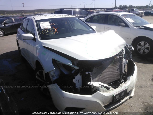 1N4AL3AP0HC498239 - 2017 NISSAN ALTIMA 2.5/S/SV/SL/SR WHITE photo 1