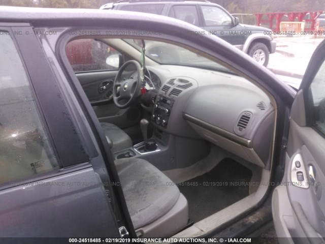 1G1ZS58F28F138227 - 2008 CHEVROLET MALIBU LS 灰色 照片 5