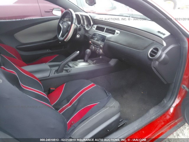 2G1FA1E36C9152092 - 2012 CHEVROLET CAMARO LS RED photo 5