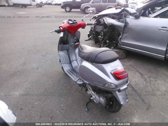 ZAPC386B5E5502460 - 2014 VESPA LX 50 SILVER photo 3