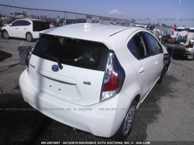 JTDKDTB34G1115744 - 2016 TOYOTA PRIUS C WHITE photo 4