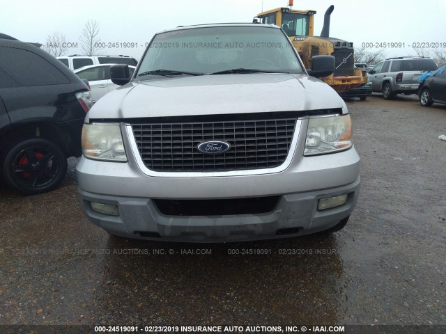 1FMRU15L83LA42919 - 2003 FORD EXPEDITION XLT GRAY photo 6