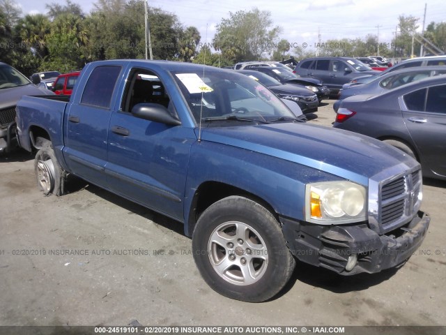 1D7HE48K25S101608 - 2005 DODGE DAKOTA QUAD SLT BLUE photo 1