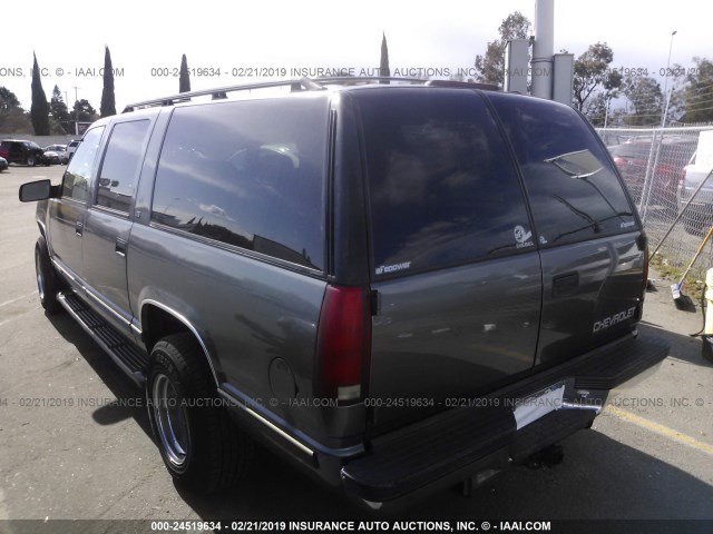 3GNEC16R9XG168175 - 1999 CHEVROLET SUBURBAN C1500 GRAY photo 3