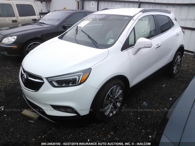 KL4CJCSB8HB010196 - 2017 BUICK ENCORE ESSENCE WHITE photo 2